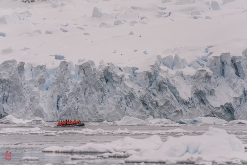 SEABOURN-VENTURE-Antarctica-2023053