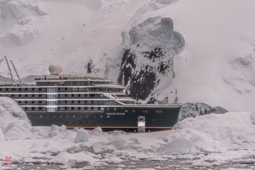 SEABOURN-VENTURE-Antarctica-2023068